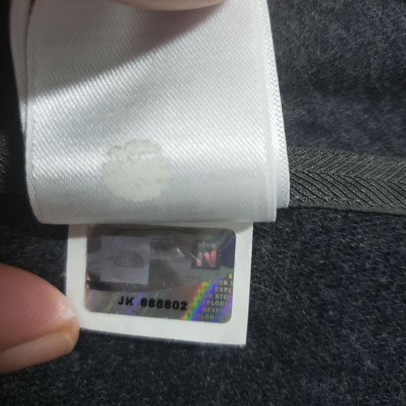 THE NORTH FACE Grey Cardigan - Picture 10 of 10